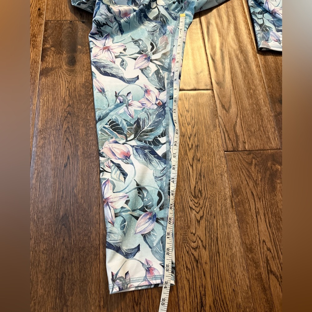 Floral Watercolor Leggings - Picture 6 of 6